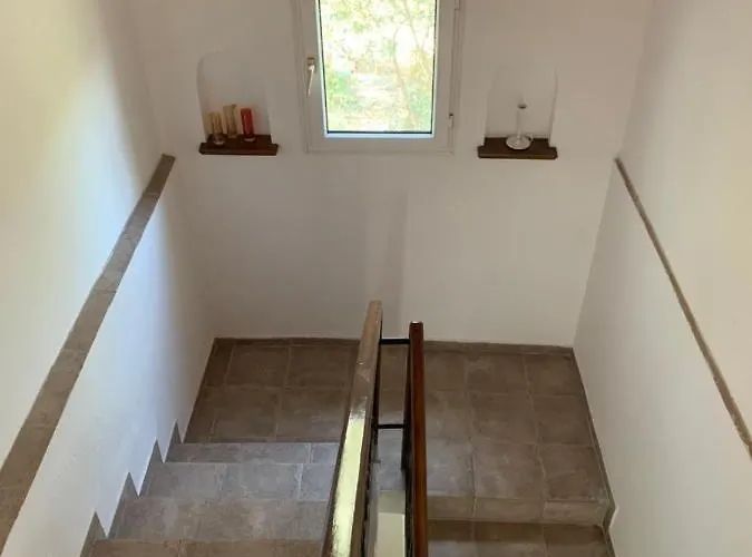 منزل للإقامة Beyaz Ev