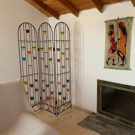Beyaz Ev Homestay Seferihisar