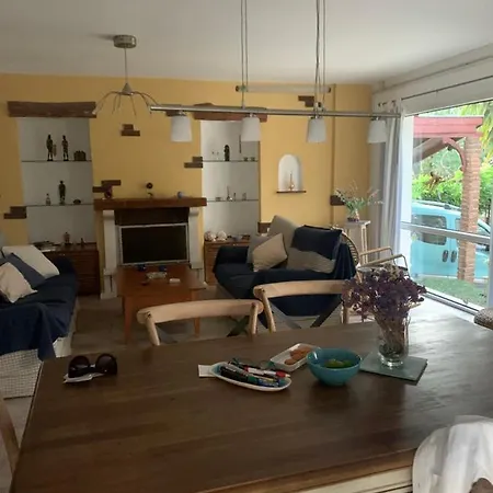 Beyaz Ev * Seferihisar