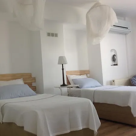 Beyaz Ev Homestay *
