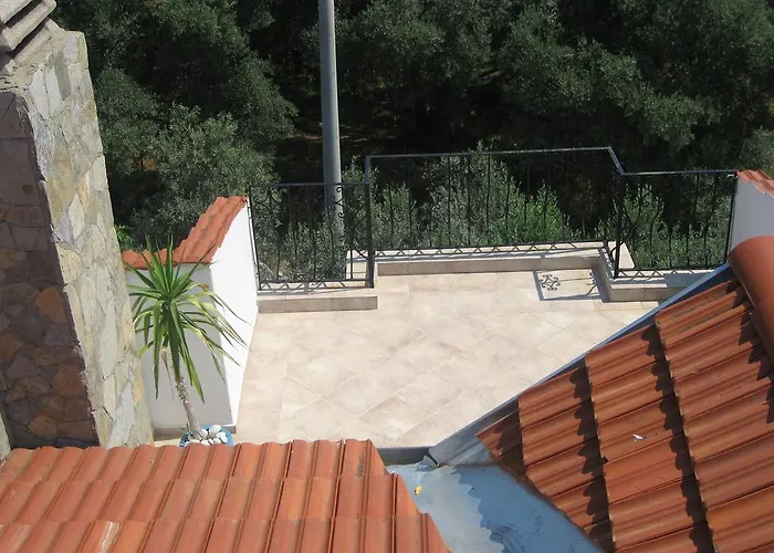 Beyaz Ev * Seferihisar